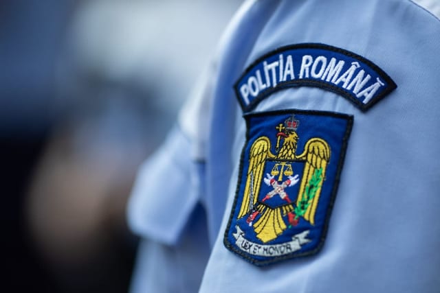 Bărbat de 62 de ani reținut pentru viol la Hațeg