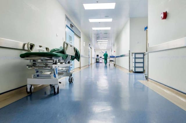 Șeful CNAS: Reducerea numărului de paturi din spitale, un demers necesar și inevitabil