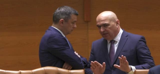 Moțiunea a trecut, Guvernul Bolojan demis în urma votului istoric