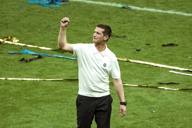 Cristi Chivu a negociat cu CFR Cluj pentru a deveni antrenor, dar discuțiile au eșuat