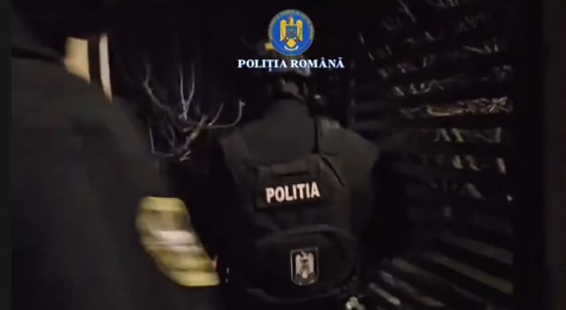Percheziții în Constanța și București într-un dosar de criminalitate informatică și spălare de bani