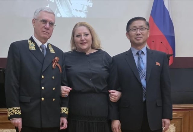Diana Șoșoacă merge din nou la Ambasada Rusiei pentru un act de demnitate națională