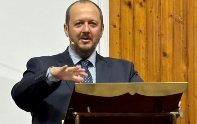 Universitar clujean critică dur pe Nicușor Dan: se îndepărtează de mandatul proeuropean