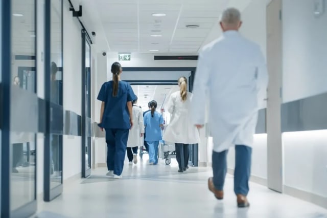 Exodul medicilor continuă: câți profesioniști a pierdut Buzău în ultimii 5 ani