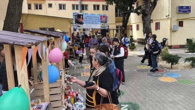 Mobilizare în sprijinul lui Patrick la Târg caritabil în Buzău