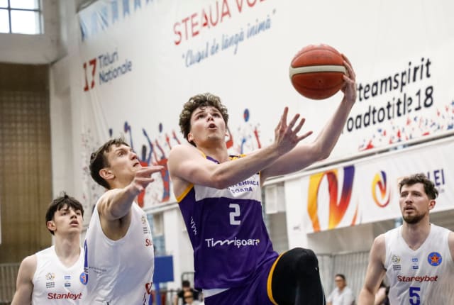 SCM Poli Timișoara învinge CSA Steaua și va lupta pentru locul 9 în LNBM