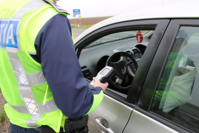 Mai mulți șoferi fără permis sau cu nereguli, depistați de polițiști în județul Constanța