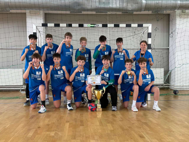 Echipa de handbal gimnaziu a Colegiului Național Bănățean devine campioană națională