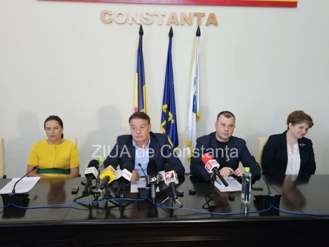 Președintele CJ Constanța, Florin Mitroi, face declarații după ședința ordinară din 28.05.2026