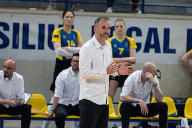 Ciprian Dârnescu și-a prelungit cu un an contractul cu Corona Brașov