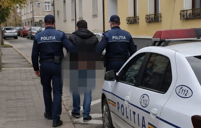 Clujean de 32 de ani reținut după incidentul de ultraj contra bunelor moravuri din Gherla