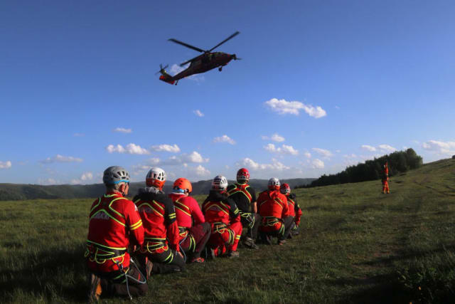 Noul elicopter Black Hawk a fost testat în zona montană din Cluj