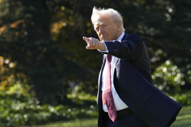 Donald Trump s-a îngrășat cu 6 kilograme într-un an, medicii recomandă schimbări