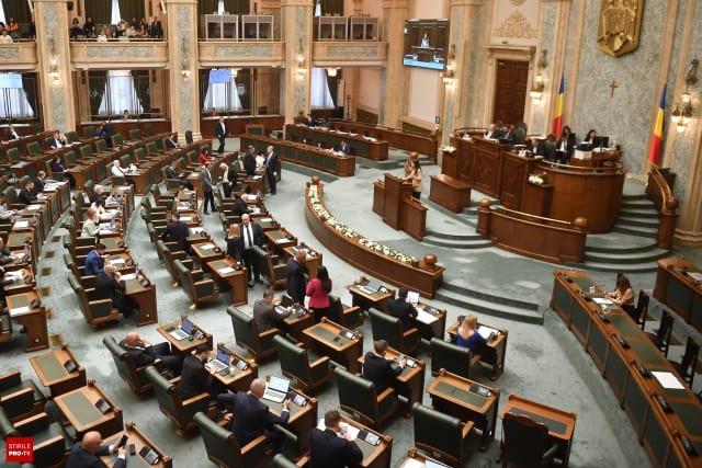 AUR a propus modificarea Codului Fiscal pentru limitarea transferului de profituri