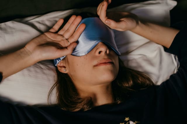 Studiu arată că adolescenții dorm tot mai puțin și resimt efecte negative asupra sănătății