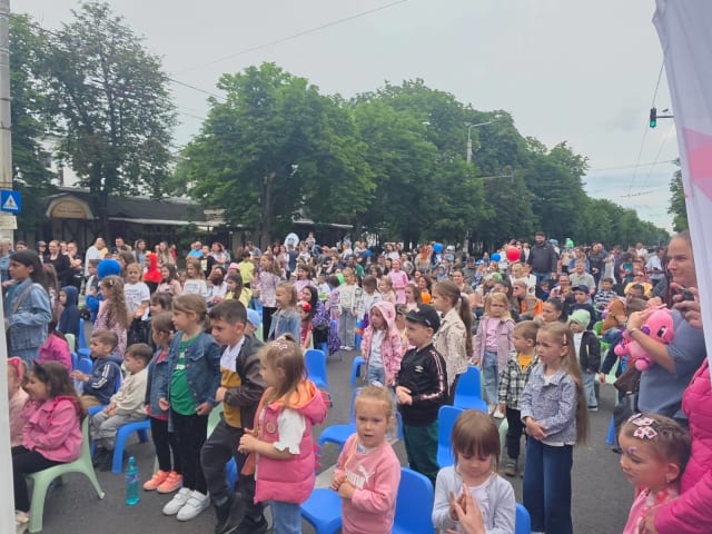 Instituțiile publice au organizat evenimente de 1 Iunie la Ploiești și Zoo Bucov