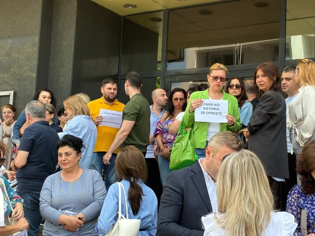 Angajații ANAF din Constanța au protestat față de noul proiect al legii salarizării