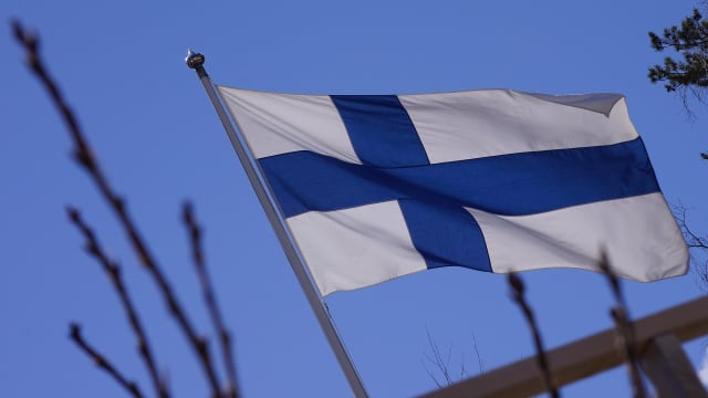 Procurorii finlandezi au acuzat un bărbat de abuz sexual asupra a 361 de copii în 2026