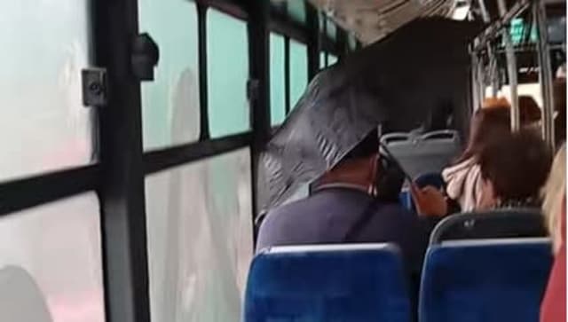 RATBV a trimis autobuze cu defecțiuni de proiectare către producător, ploua în ele