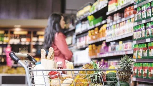 Ministrul Agriculturii au anunțat prelungirea plafonării adaosului comercial până la sfârșitul anului 2026