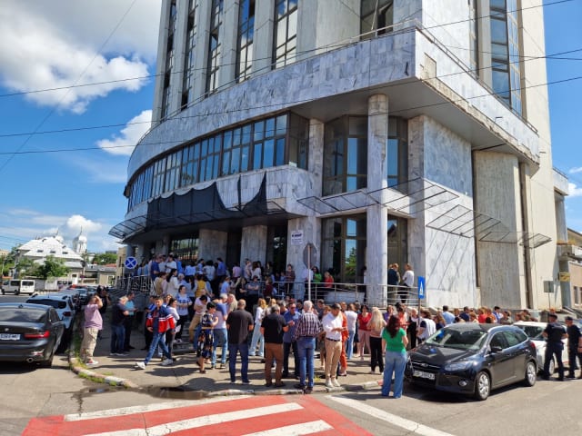 Un protest la ANAF Ploiești a întrerupt activitatea cu publicul timp de două ore