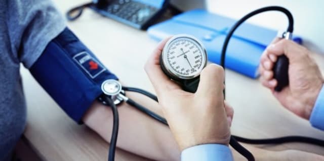 Cercetători au descoperit alimente care pot reduce riscul de hipertensiune arterială