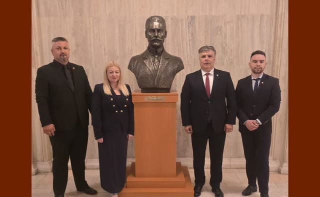 Senatorul Ionel Carp dezvăluie semnificația dezvelirii bustului lui Vasile Stroescu