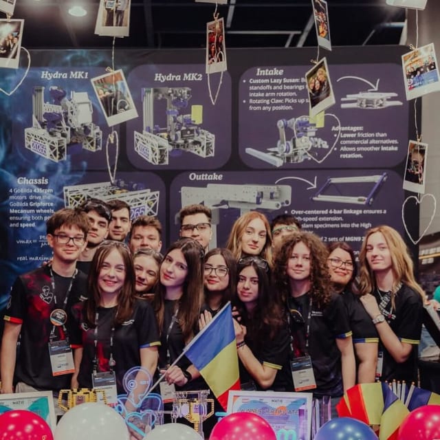 Echipa „Heart of RoBots” va participa la Multinational Tech Invitational 2026
