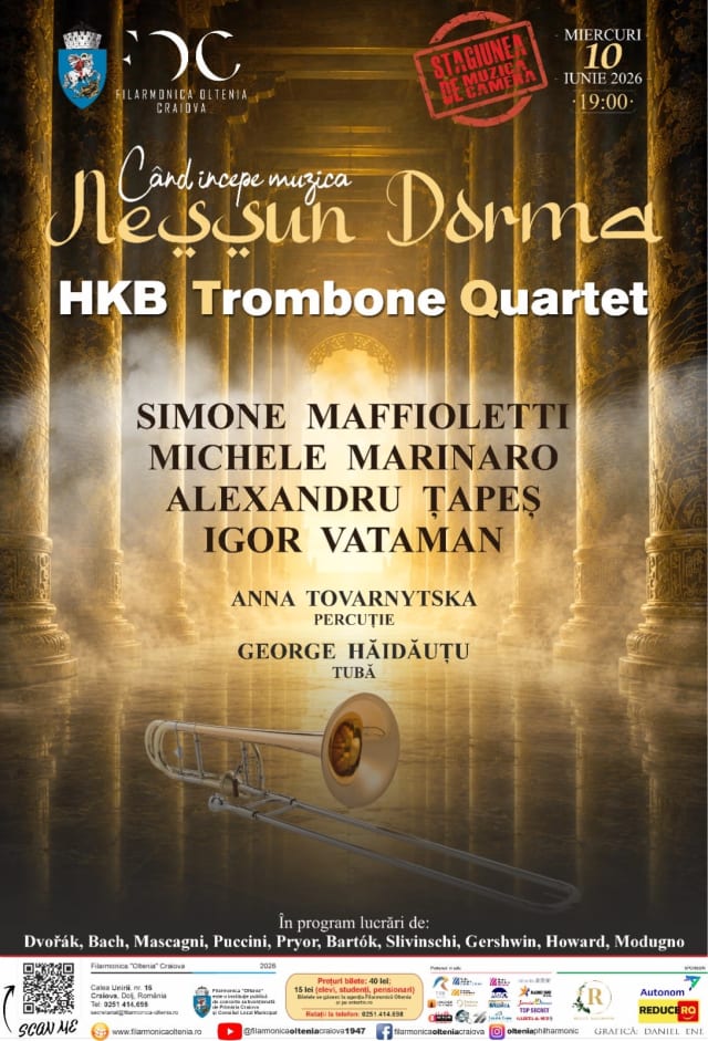Muzicieni din ansamblul HKB Trombone Quartet în timpul unui concert