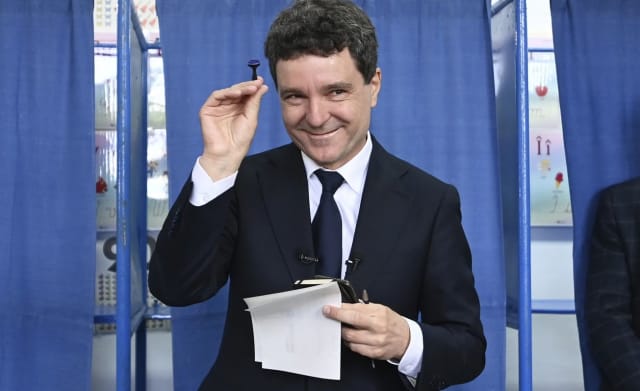 Nicușor Dan analizează refacerea coaliției PSD-PNL-USR-UDMR în cazul căderii Guvernului Tomac