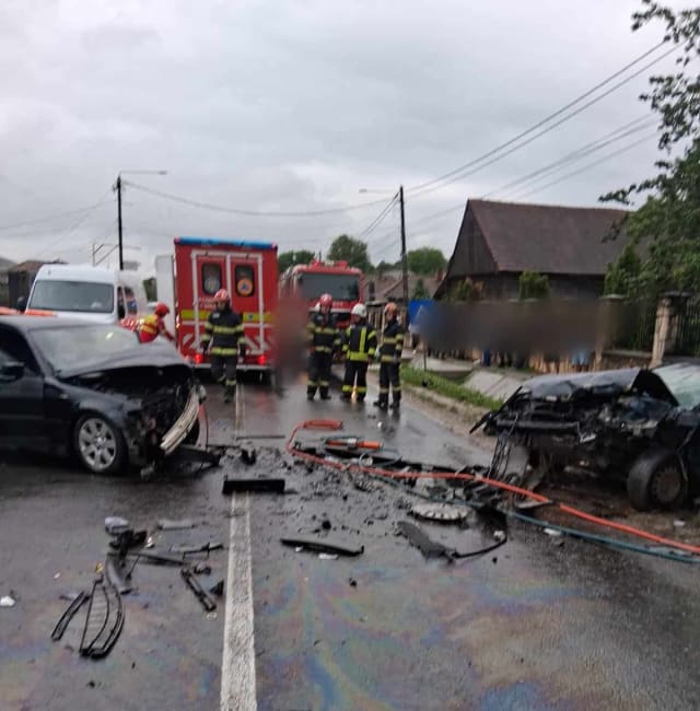 Accident rutier la Gârbău: șofer băut și cu permisul suspendat a provocat trei răniți