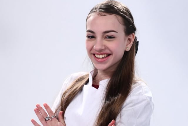 Roberta Popescu din Ploiești ajunge în semifinalele Chefi la cuțite la 13 ani