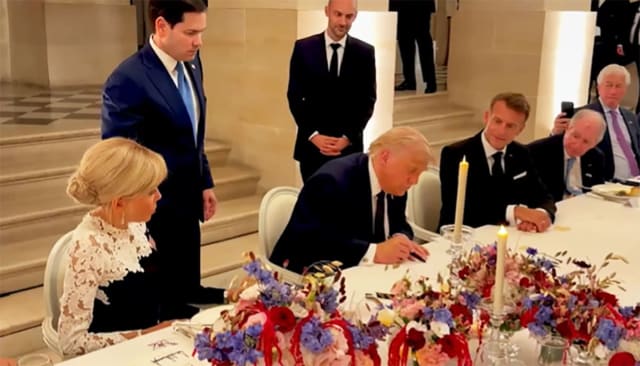 Donald Trump a semnat acordul de pace cu Iranul: Strâmtoarea Ormuz va fi redeschisă