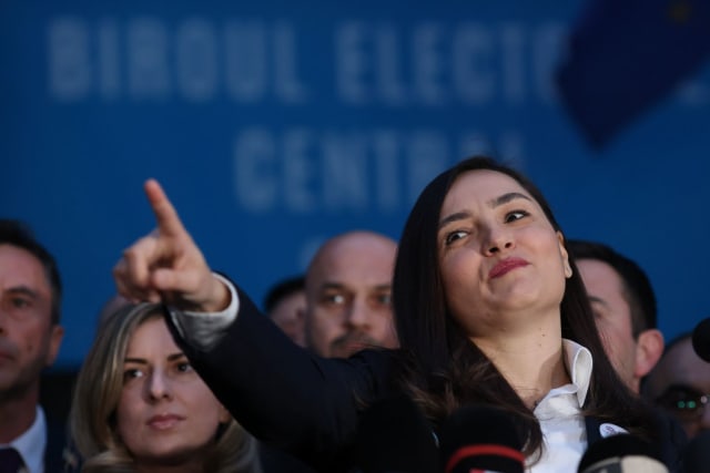 Gâlceavă în Parlament pe negocieri ale deputatei Gavrilă, acuzată de reprezentare neautorizată