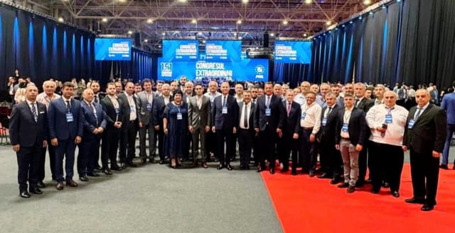 Reprezentanți PNL Sălaj la congres, discuții și vot