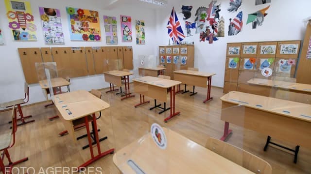 Sindicatele acuză Ministerul Educației de blocaje în platforma Evaluării Naționale