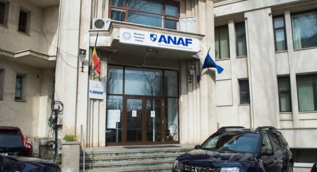 ANAF a descoperit o fermă clandestină de cripto la Satu Mare: 407 echipamente confiscate, consum de 7 milioane de lei și zero taxe plătite