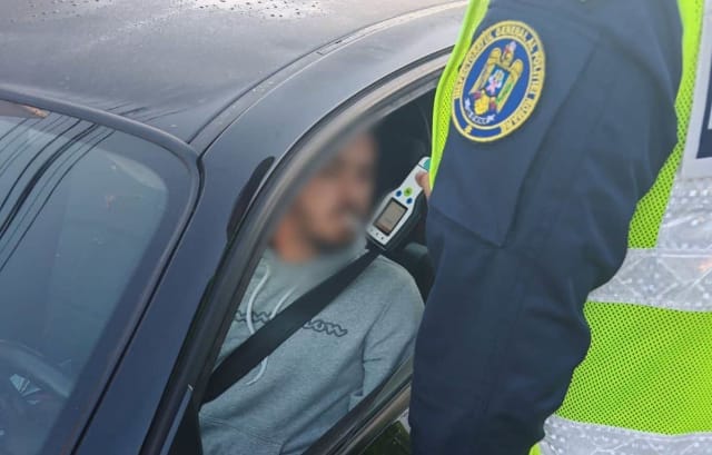 Polițiștii din Cluj au efectuat aproape 1.800 de testări pentru alcool și droguri pe drumurile județului