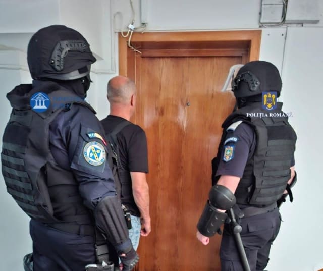 Percheziții în Constanța și alte nouă județe într-un dosar de evaziune fiscală instrumentat de DNA