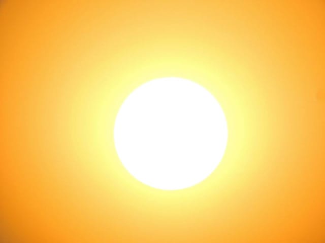 Val de căldură extremă în România: ANM emite cod galben, portocaliu și roșu de caniculă