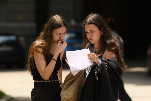 Percheziții în cinci județe după suspiciuni de fraudare a Bacalaureatului