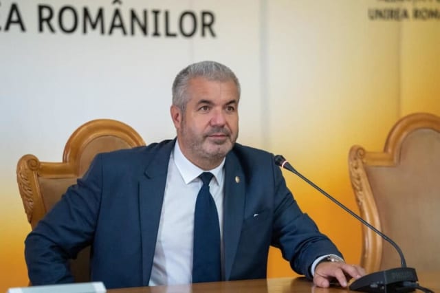 deputat Florin Pușcașu în timpul unei intervenții parlamentare