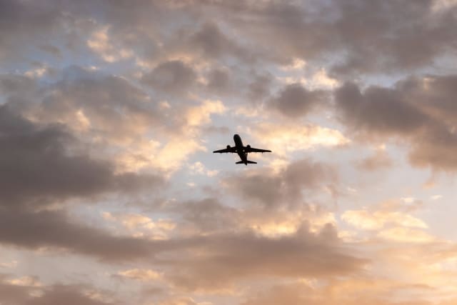 Un avion civil s-a prăbușit în Franța, 11 persoane s-au stins din viață