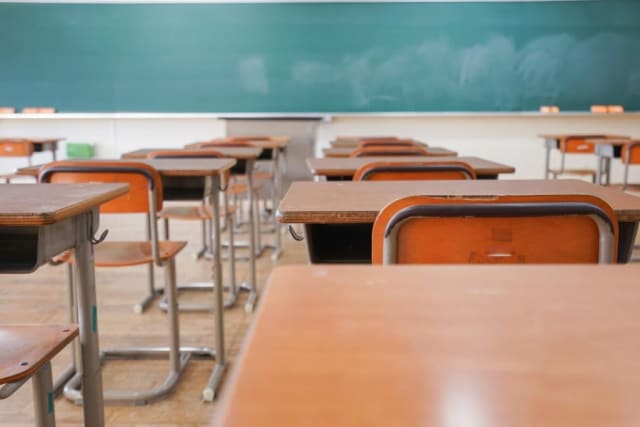 Ministerul Educației amână probele de Bacalaureat la Matematică și Istorie din cauza caniculei