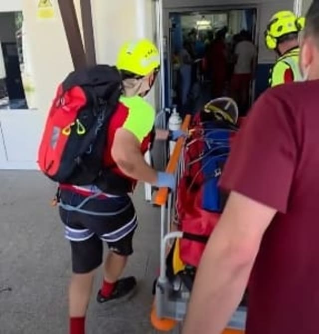 Exercițiu de intervenție la Sinaia: simulare de prăbușire a unui avion cu 10 victime