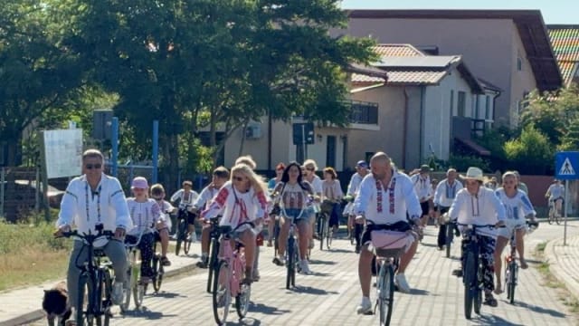Peste 70 de participanți au luat parte la prima ediție Sulina în Ie – Paradă Eco pe două roți