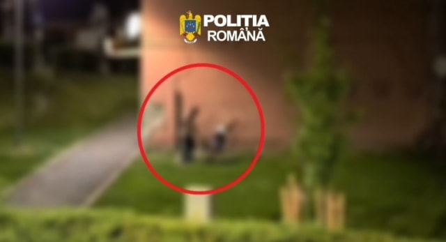 Bărbat arestat preventiv pentru violență în familie după ce și-a agresat partenera în public