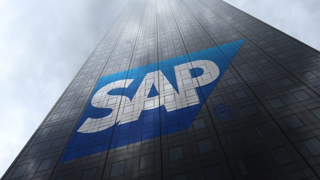 SAP își reduce cheltuielile pentru a susține creșterea în domeniul AI în 2026