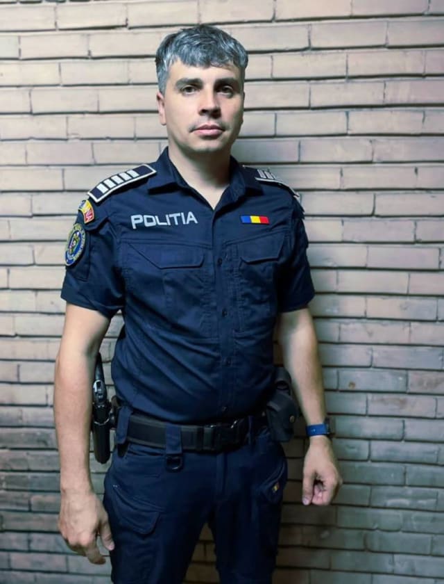 Un polițist brașovean a salvat o femeie dintr-un incendiu