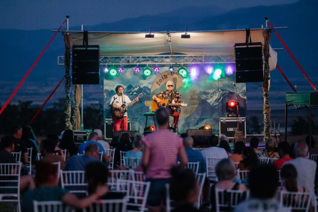 Festivalul Folk pe Deal revine la Făgăraș în această vară cu concerte și activități pentru familie